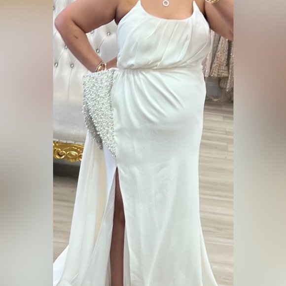 🔥HOST PICK!🔥B&W dress with pearl and rhinestone detailed ruffle - Picture 1 of 4